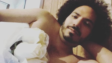 Foto di nudo di fuga di OnlyFans di Romantic Romeo