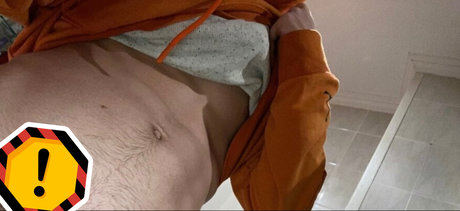 Foto di nudo di fuga di OnlyFans di 