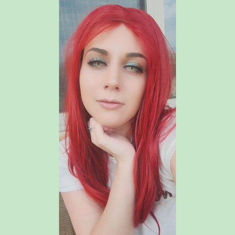 Foto di nudo di fuga di OnlyFans di Emilia Love
