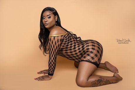 Foto di nudo di fuga di OnlyFans di Amira