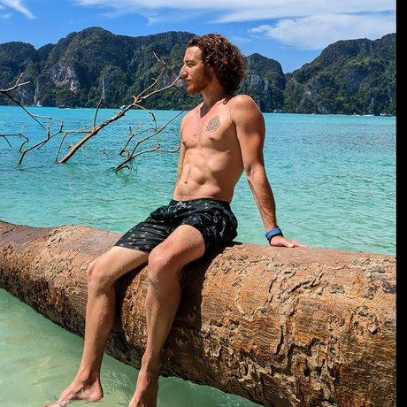 Foto di nudo di fuga di OnlyFans di Maurizio Dauria 