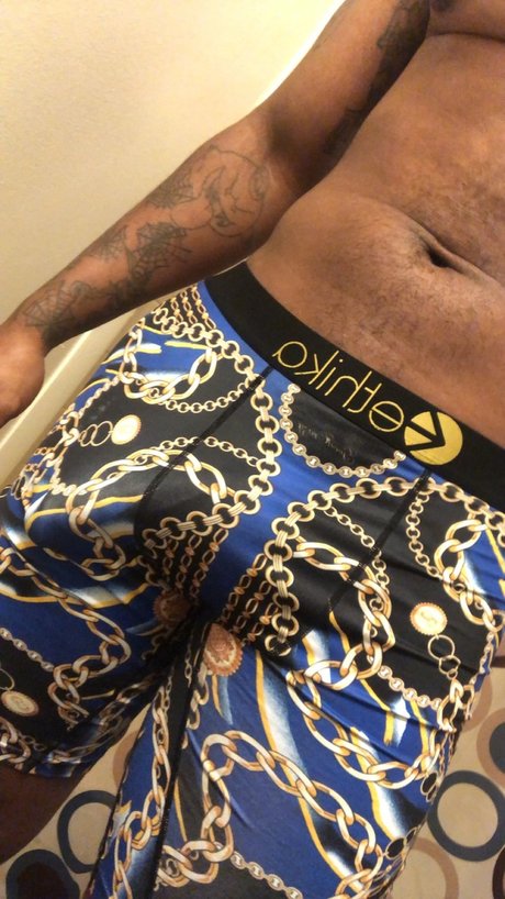Foto di nudo di fuga di OnlyFans di Mostwanted