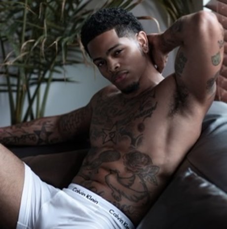 Foto di nudo di fuga di OnlyFans di Mechie