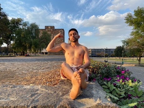 Foto di nudo di fuga di OnlyFans di Mike