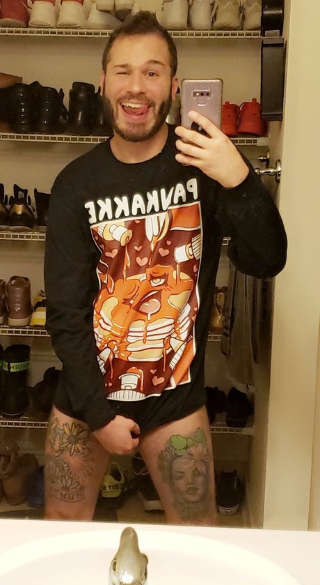Foto di nudo di fuga di OnlyFans di Maxx Savage