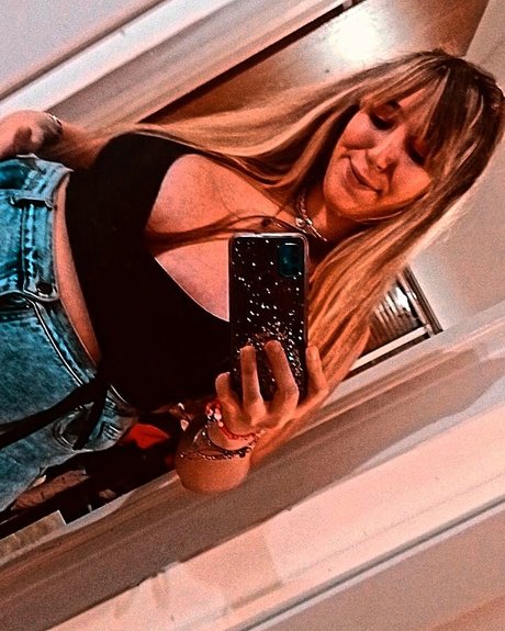 Foto di nudo di fuga di OnlyFans di Mel22