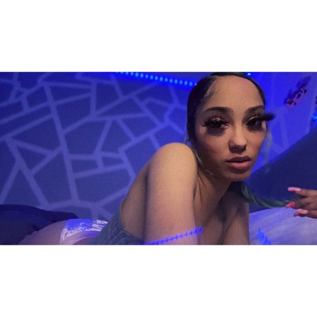 Foto di nudo di fuga di OnlyFans di  