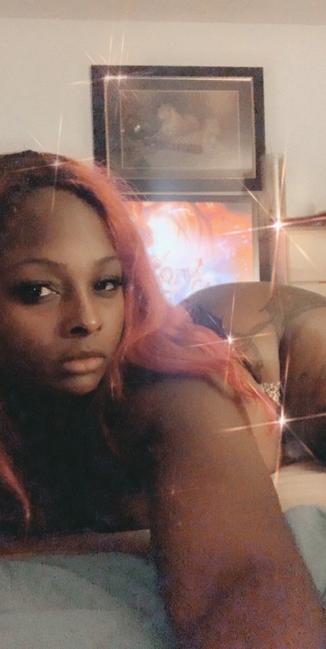 Meka Tha Model