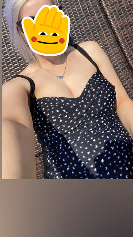 Foto di nudo di fuga di OnlyFans di Megfromnextdoor