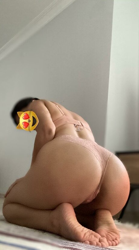 Foto di nudo di fuga di OnlyFans di Celine Cinnamon