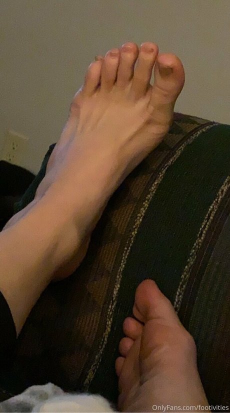 Foto di nudo di fuga di OnlyFans di Footivities