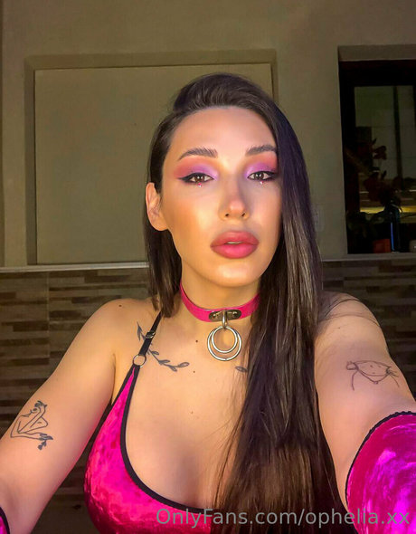 Foto di nudo di fuga di OnlyFans di Opheliaxx
