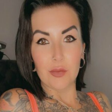Foto di nudo di fuga di OnlyFans di Tattooedlou