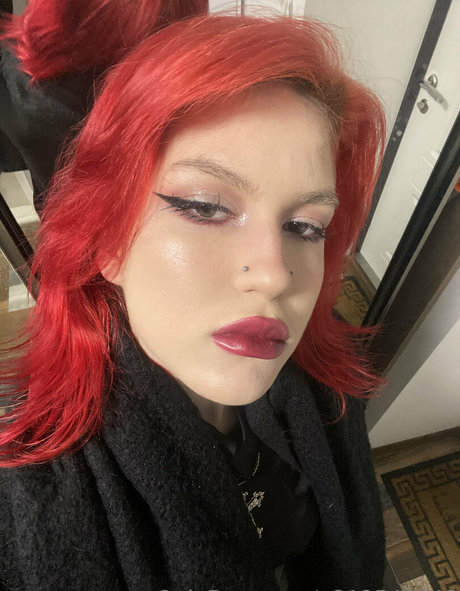 Foto di nudo di fuga di OnlyFans di Lindadragon