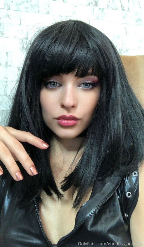 Foto di nudo di fuga di OnlyFans di Angelikarougefree