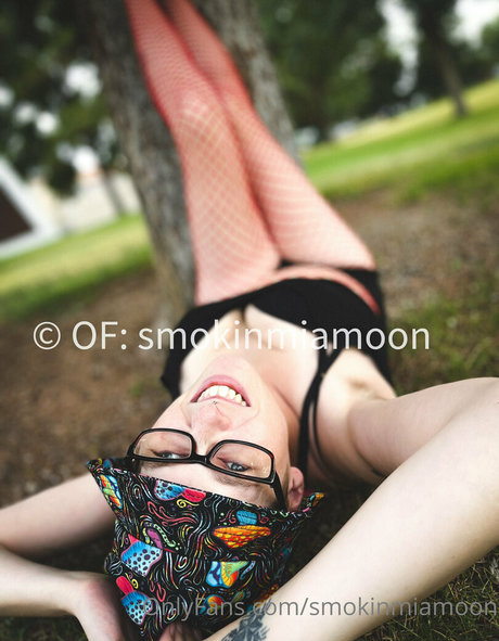 Foto di nudo di fuga di OnlyFans di Smokinmiamoon