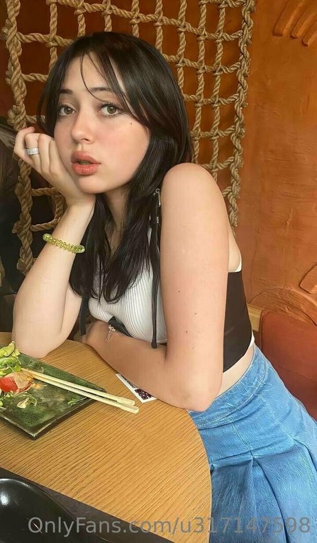 Elliemooree