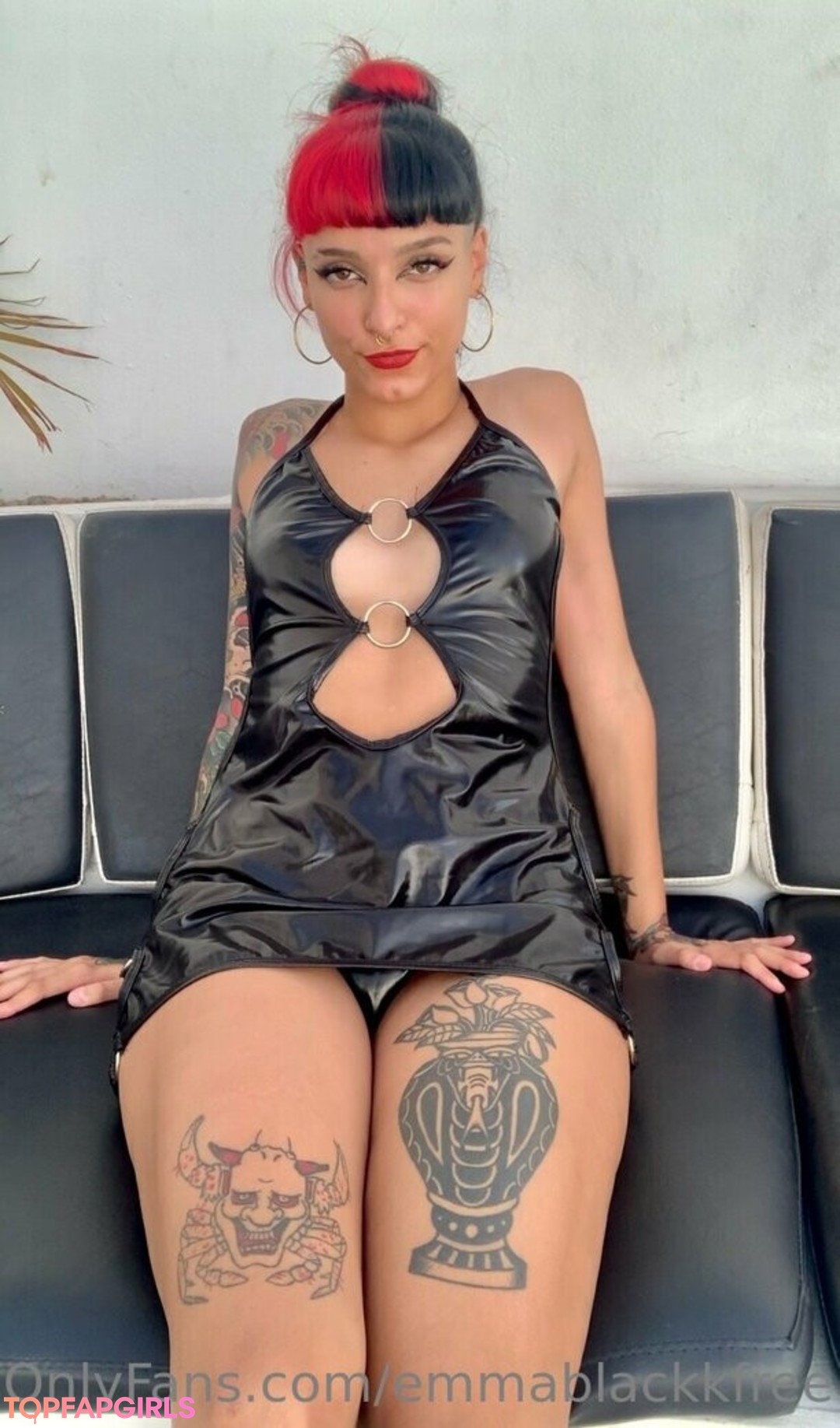 Foto di nudo di fuga di OnlyFans di Emmablackkfree #49 Foto di nudo di fuga di OnlyFans di Emmablackkfree #49