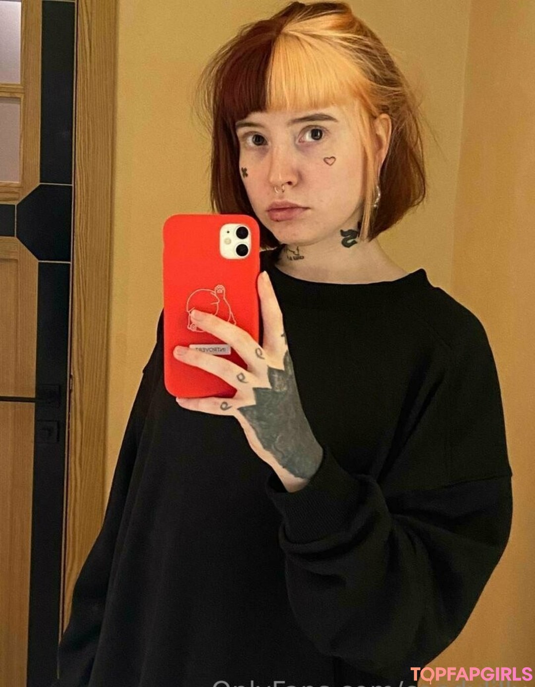 Foto di nudo di fuga di OnlyFans di Brattyauroravip #66 Foto di nudo di fuga di OnlyFans di Brattyauroravip #66