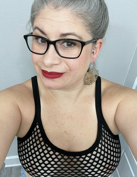 Curvy4urpleasure