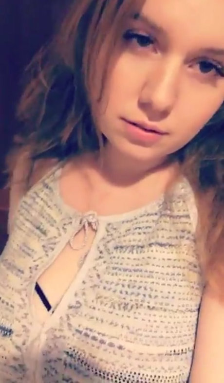 Foto di nudo di fuga di OnlyFans di Supanintendogirl