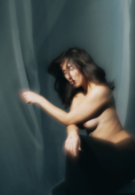 Foto di nudo di fuga di OnlyFans di Thaisyoga