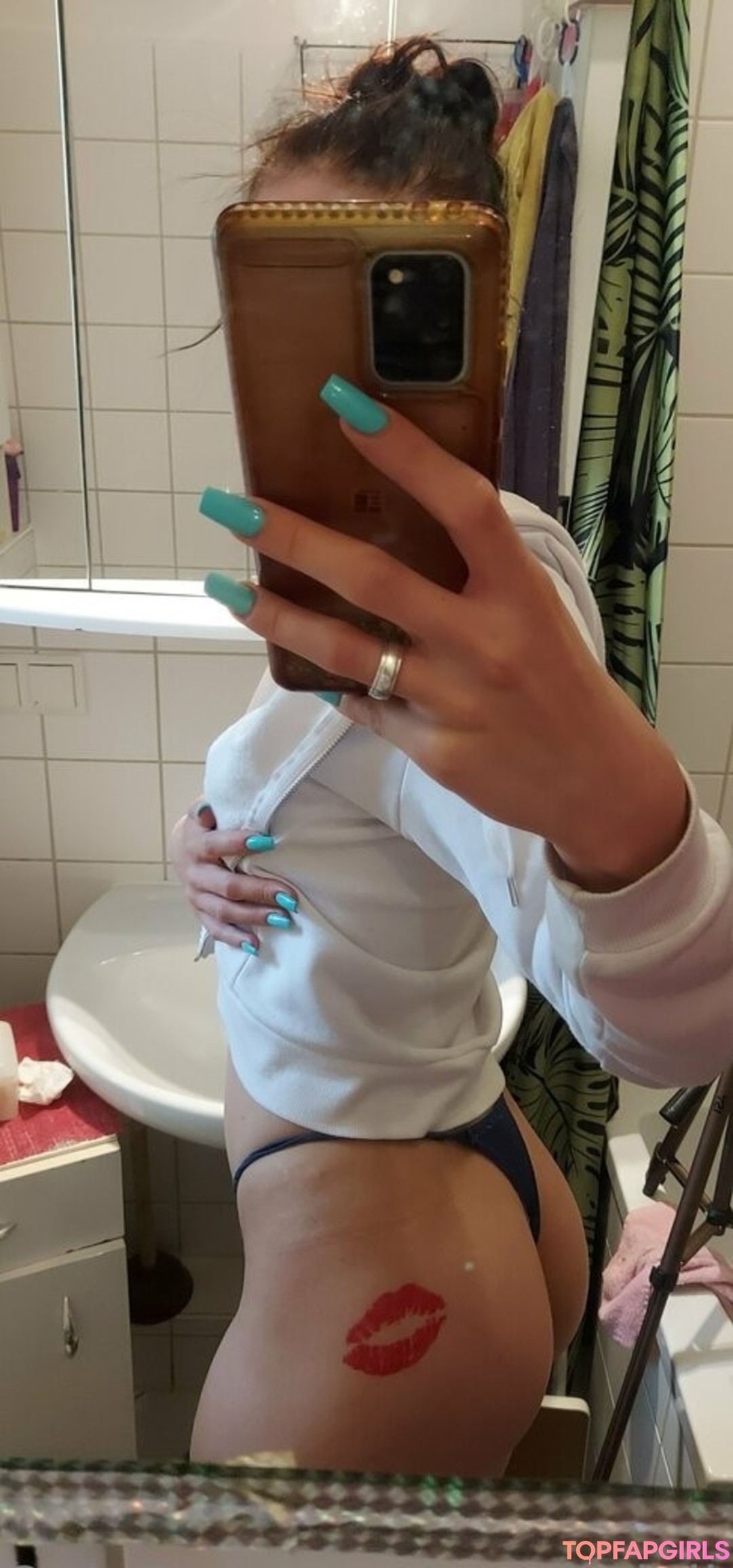 Foto di nudo di fuga di OnlyFans di Sweetlollypopgirl #19 Foto di nudo di fuga di OnlyFans di Sweetlollypopgirl #19