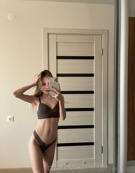 Foto di nudo di fuga di OnlyFans di Raychelkiss