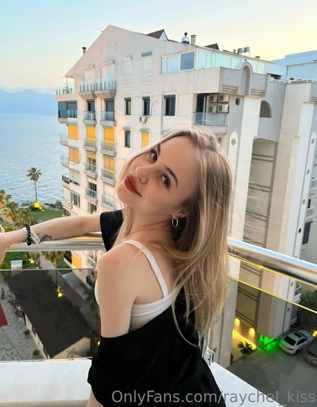 Foto di nudo di fuga di OnlyFans di Raychelkiss