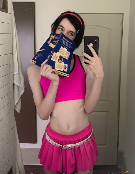Femboycherryblossom