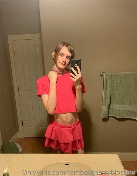 Femboycherryblossom