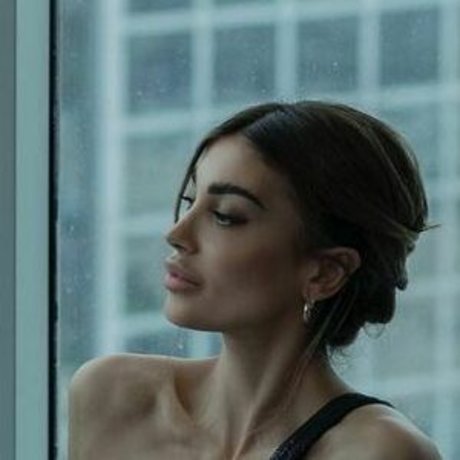 Foto di nudo di fuga di OnlyFans di Cristina Buccino