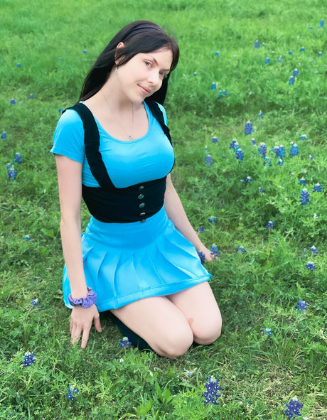 Ninareifree
