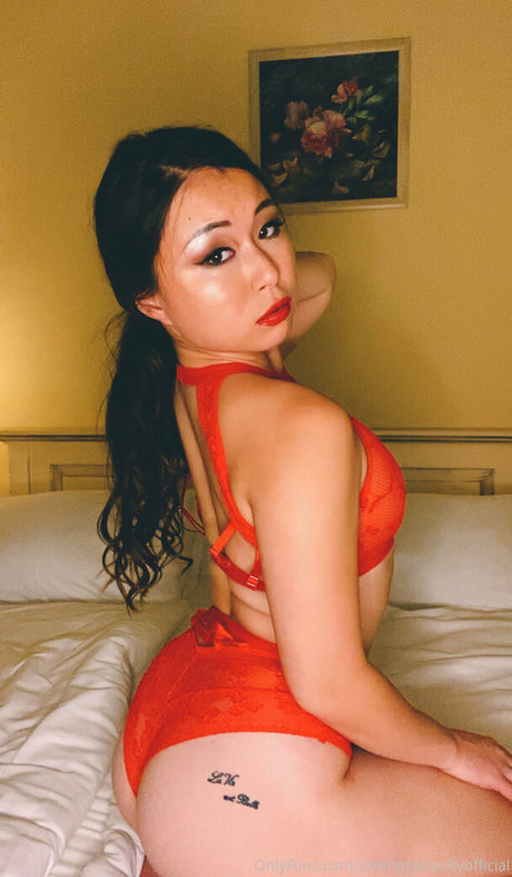 Foto di nudo di fuga di OnlyFans di Yimingcuriosityofficial