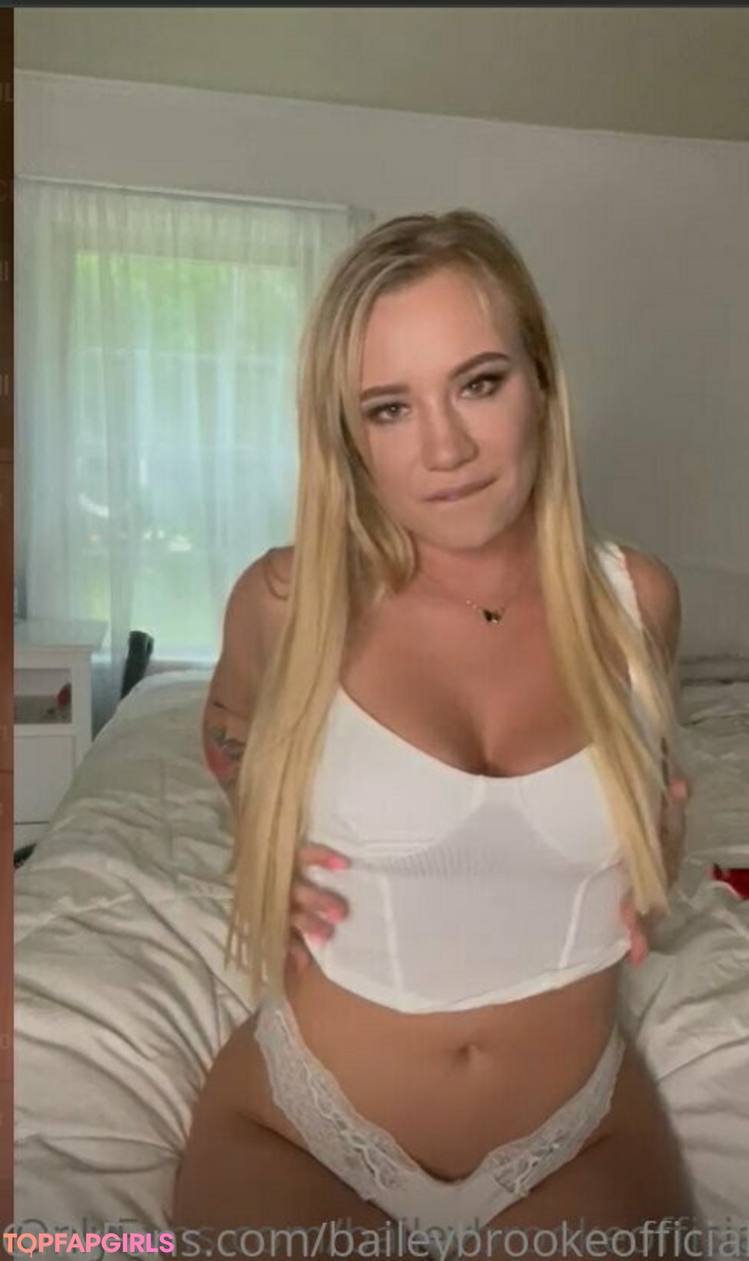 Foto di nudo di fuga di OnlyFans di Baileybrookeofficial #137 Foto di nudo di fuga di OnlyFans di Baileybrookeofficial #137