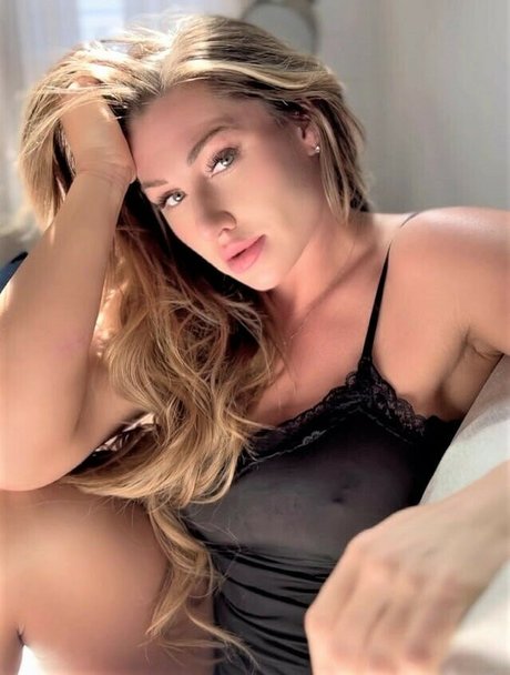 Foto di nudo di fuga di OnlyFans di Caitlin Rice