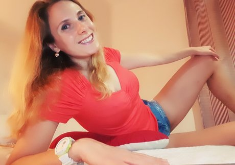 Foto di nudo di fuga di OnlyFans di Ellyedelweiss