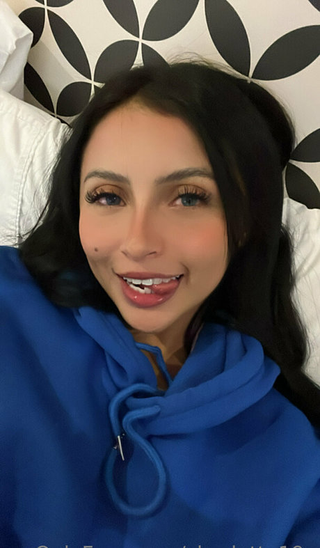 Charlotte19y