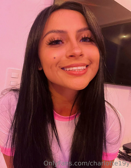 Charlotte19y
