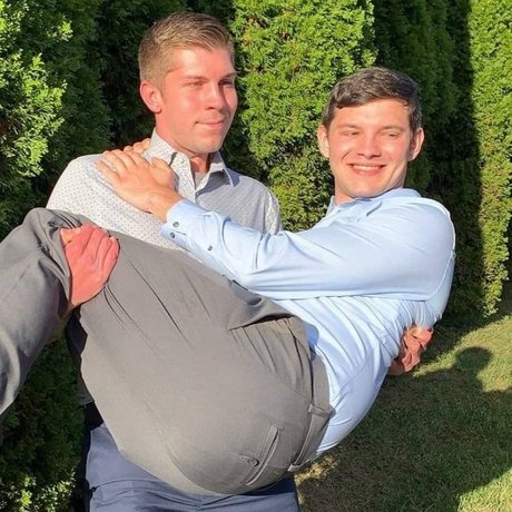 Foto di nudo di fuga di OnlyFans di Brianandandrew