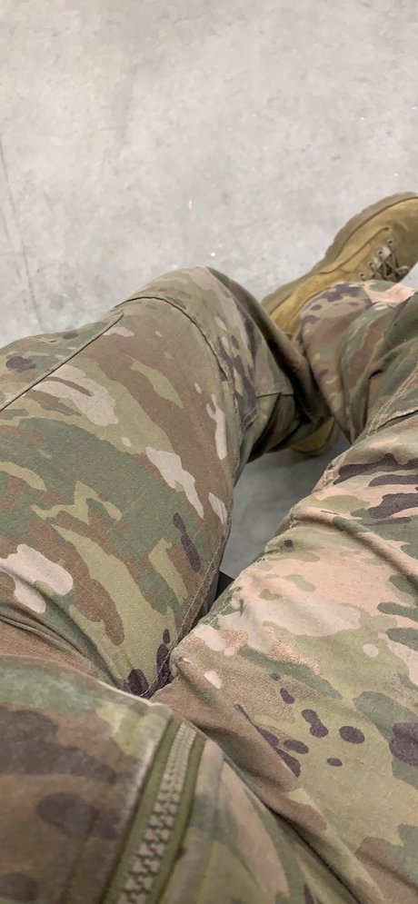 Foto di nudo di fuga di OnlyFans di All Americancanadian Bi Soldier