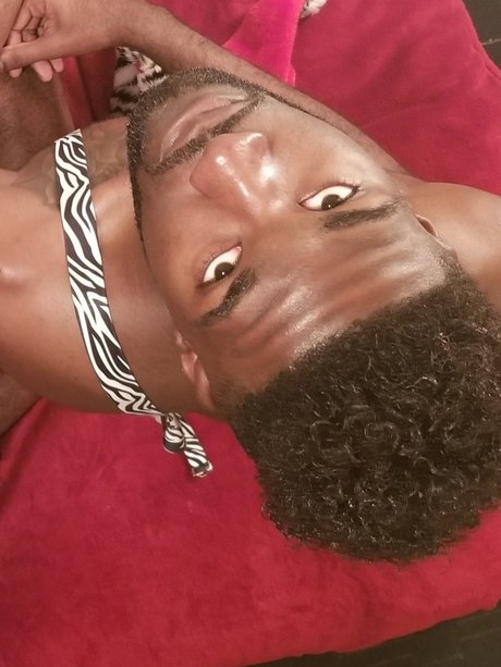 Foto di nudo di fuga di OnlyFans di Chocolate Drop