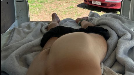 Foto di nudo di fuga di OnlyFans di Aussie Cal