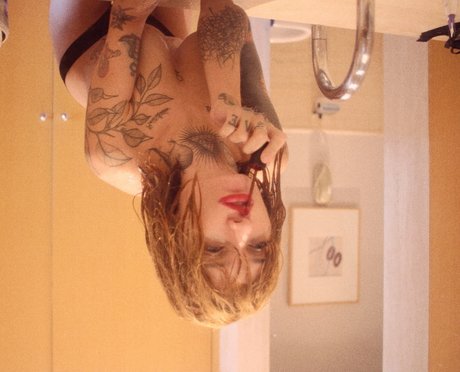 Foto di nudo di fuga di OnlyFans di Millene