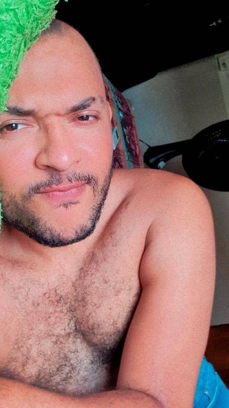 Foto di nudo di fuga di OnlyFans di Andres Diablo  3