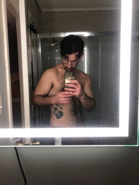 Foto di nudo di fuga di OnlyFans di Andy Slate