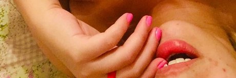 Foto di nudo di fuga di OnlyFans di Mel Belmont 