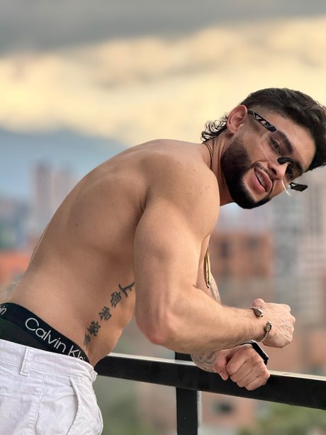 Foto di nudo di fuga di OnlyFans di Jhordan Montoya