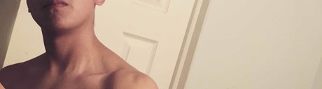 Foto di nudo di fuga di OnlyFans di Jessy James Ecu