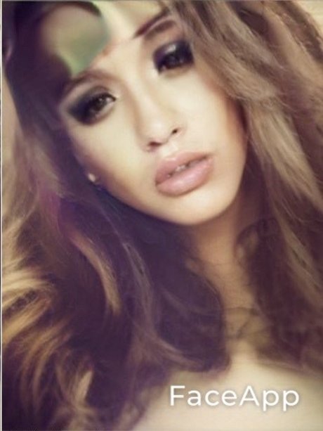 Foto di nudo di fuga di OnlyFans di Jazelle Isabella